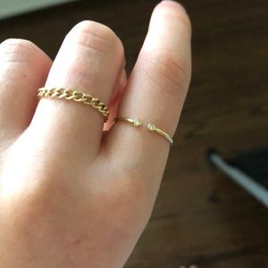 mejuri 14k  gold ring with diamonds